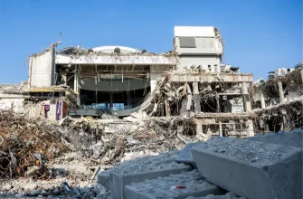 Демонтаж Галерии Мальта в Познани